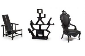 Trois classiques du design brûlés par Maarten Baas pour l'une de ses expositions.