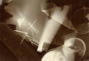 László Moholy-Nagy - Photogram (1923): Abstract photo that utilizes light 