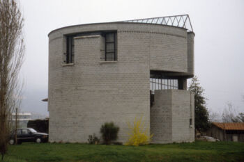 Casa Rotonda (arch. Mario Botta 1980-82).