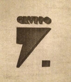 Logo Gruppo 7, 1929: Il numero 7 spesso e grande sotto alla parola 'gruppo'
