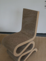 Wiggle side chair