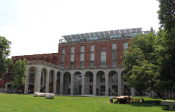 Triennale di Milano, le lieu qui a marqué le début de la production de design de Studiodada.