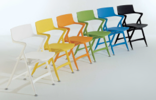Dolly Chair - The result of an in-depth technical project, the Dolly folding chair combines the elegance and formal lightness of the overall design with a sophisticated and solid structural system. 