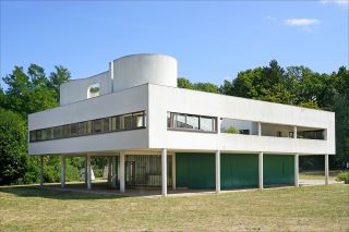  Villa Savoye di Le Corbusier