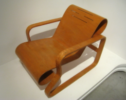 La chaise Paimio ; Le rationalisme et l'humanité ne faisaient qu'un ; par Alvar Aalto, 1931.