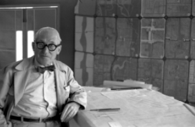Le Corbusier in India during 1955: Black and white photo of the architect.