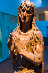 Estatua de Maria Magdalena por Donatello.