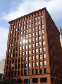 Edificio Wainwright, Adler & Sullivan, 1891, New York State Building 
en Buffalo. Oficina de rascacielos temprana.