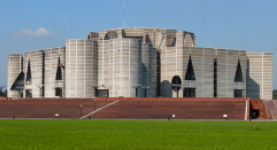 Edificio de la Asamblea Nacional en Dhaka, Bangladesh, Louis Kahn, 1962-83.