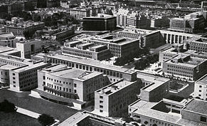 El nuevo campus de la Universidad de Roma (1935). Diseñado por Marcello Piacentini.