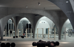 Biblioteca de la Universidad de Arte de Tama, Tokio, Japón (2007)