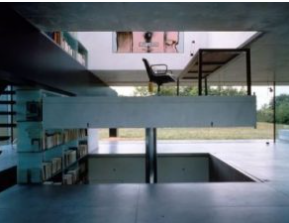 Interiores de la Maison, centrándose en la estructura de elevación; por Rem Koolhaas.