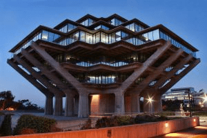 Geisel Library, at the University of San Diego, California; Brutalism oversea often became a stylistic nexus, blending with the likes of Modernism or Futurism; by William L. Pereira & Associates, 1968.