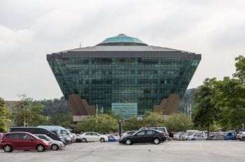 Putrajaya, Malaysia: Suruhanjaya Tenaga Sustainable Building (The Diamond Building).