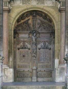 La porte d'entrée du Parlement de Bourgogne (actuel palais de justice) à Dijon, 1580.