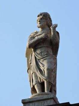 Vitruve, Loggia del Consiglio, Piazza dei Signori, Vérone : Statue de Vitruve.