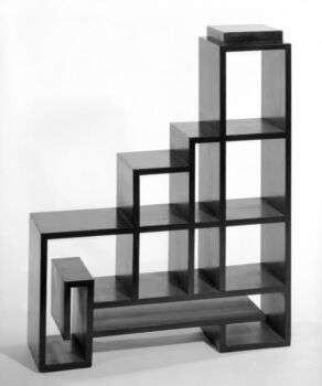 Tavolo a gradini 'Skyscraper', anni '20, di Paul Frankl.